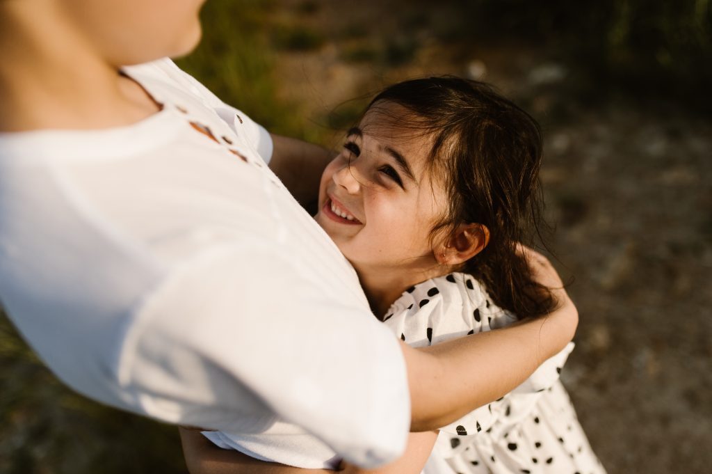 Photo de la complicité frère et soeur