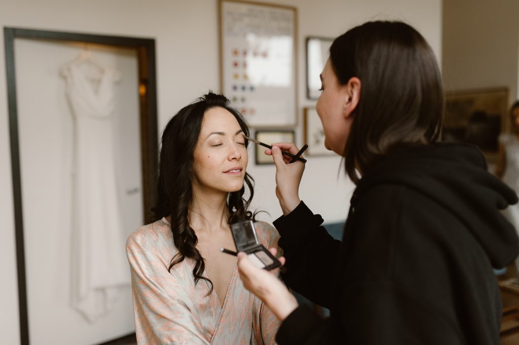 Préparatifs et maquillage mariage