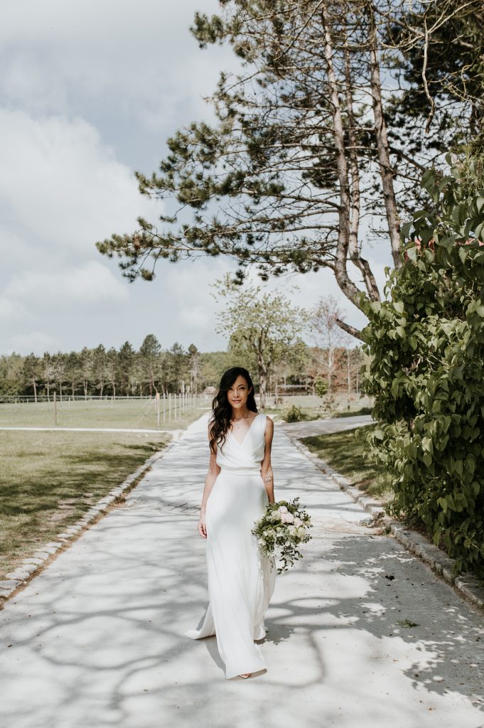 Mariée et son bouquet