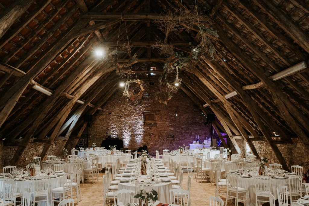 La salle du mariage champêtre